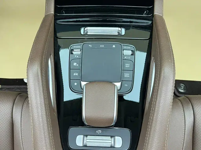 Mercedes-Benz GLE-Class — Фото автомобиля 22