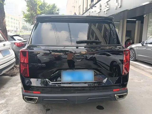 GAC Trumpchi GS8 — Фото автомобиля 5