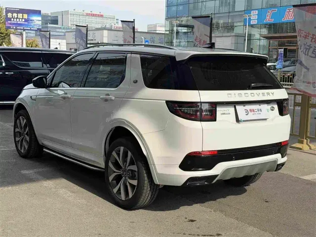 Land Rover Discovery Sport — Фото автомобиля 14