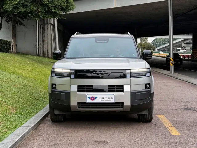 BYD FangChengBao Titanium 7 — Фото автомобиля 2