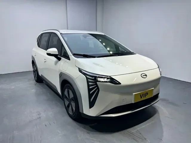 GAC Aion Y — Фото автомобиля 2