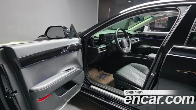Hyundai Grandeur GN7 — Фото автомобиля 10