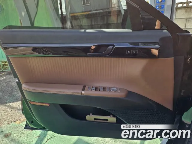 Hyundai Grandeur — Фото автомобиля 11