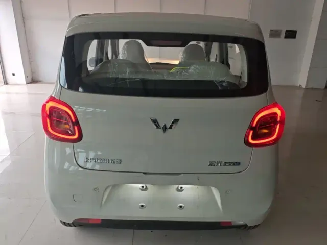 Wuling Hongguang Mini EV — Фото автомобиля 5