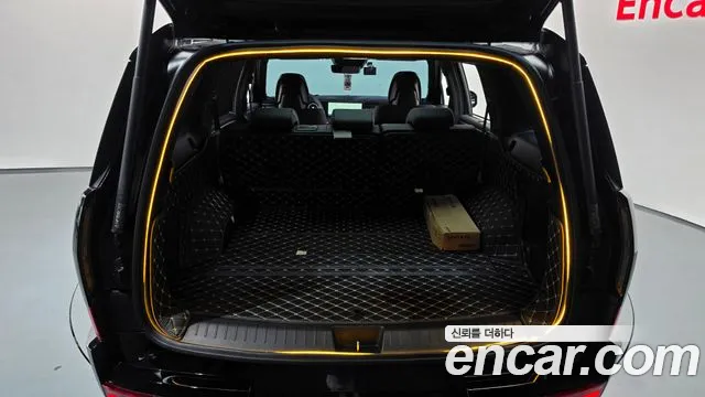 Hyundai Santafe Santa Fe (MX5) Бензин 2.5T 2WD — Фото автомобиля 12
