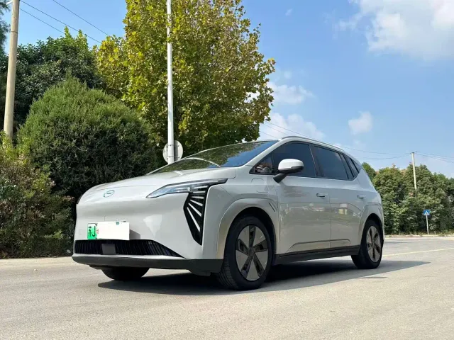 GAC Aion Y — Фото автомобиля 10