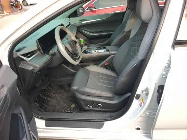 Changan Raeton Plus — Фото автомобиля 14