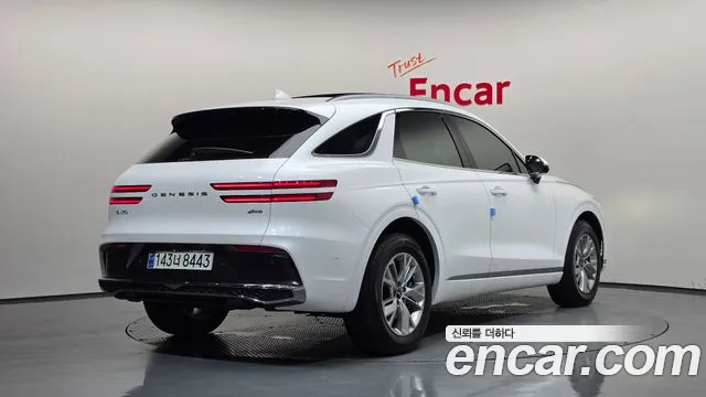 Genesis GV70 — Фото автомобиля 2