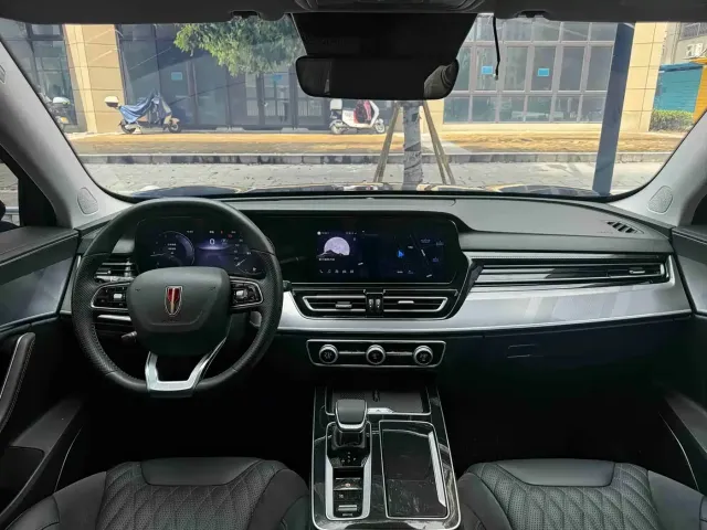 Hongqi HS5 — Фото автомобиля 4