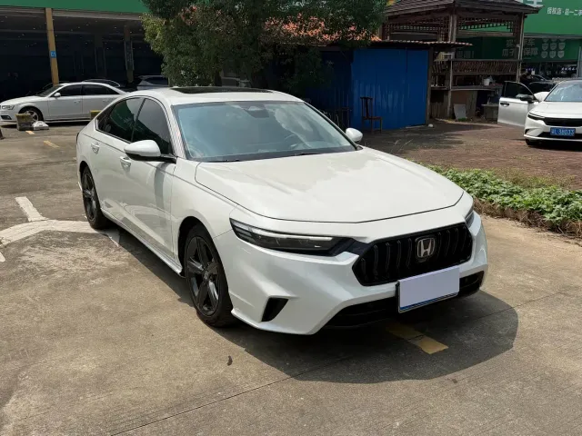 Honda Inspire — Фото автомобиля 3