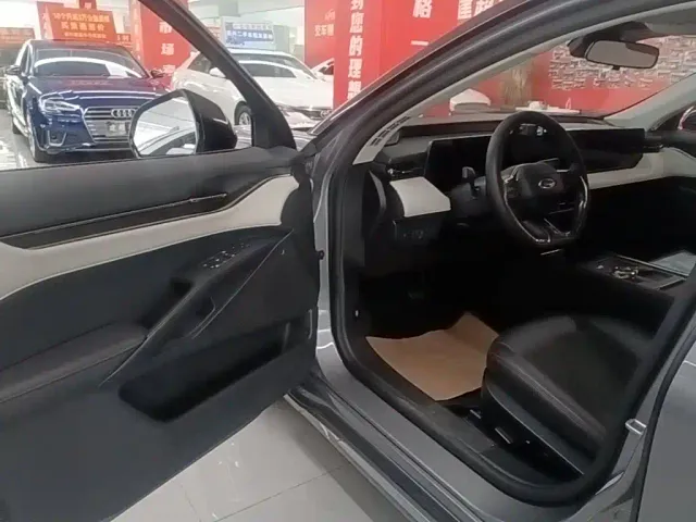 Ford Mondeo — Фото автомобиля 11