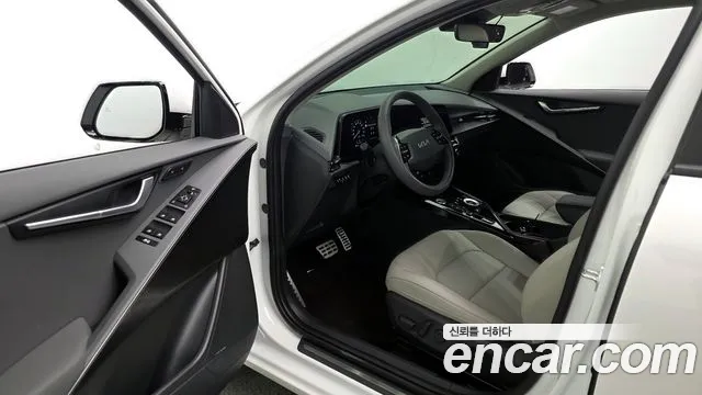 Kia Niro The All New Niro Signature — Фото автомобиля 10