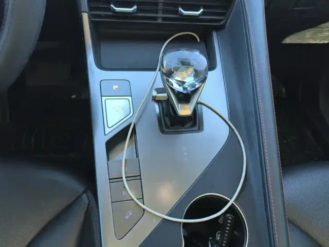 Roewe RX5 — Фото автомобиля 16
