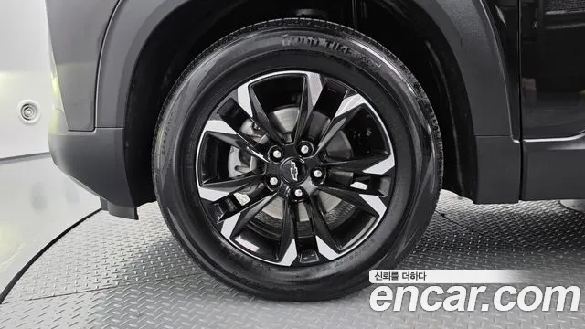 Chevrolet Trailblazer — Фото автомобиля 5