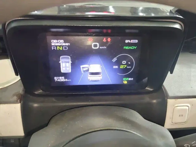 Wuling Hongguang Mini EV — Фото автомобиля 11