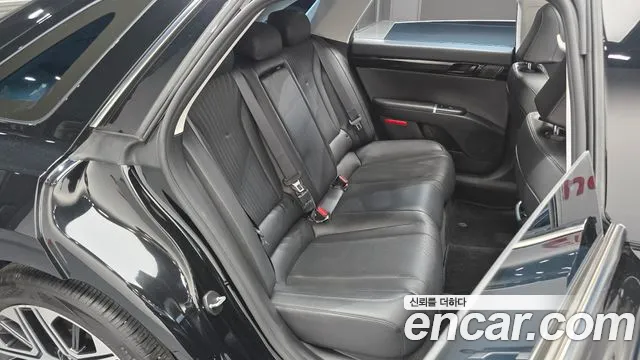 Hyundai Grandeur GN7 — Фото автомобиля 17