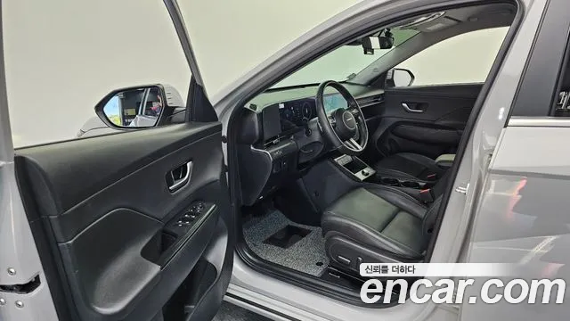 Hyundai Kona SX2 — Фото автомобиля 10