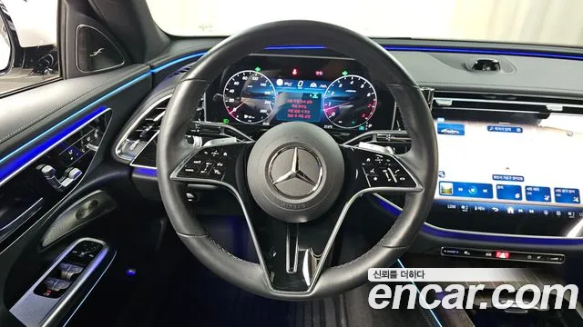 Mercedes-Benz E-Class — Фото автомобиля 13