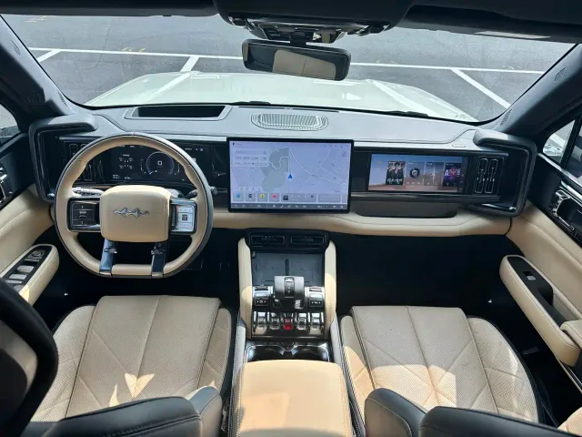 BYD FangChengBao Leopard 5 — Фото автомобиля 10
