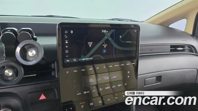Hyundai Staria — Фото автомобиля 12