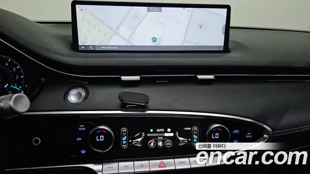 Genesis GV70 2.5T Бензин 2WD — Фото автомобиля 13