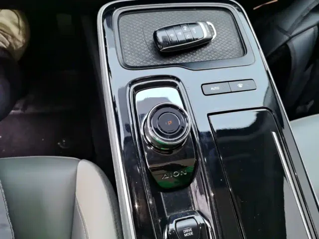 GAC Aion S Plus — Фото автомобиля 13