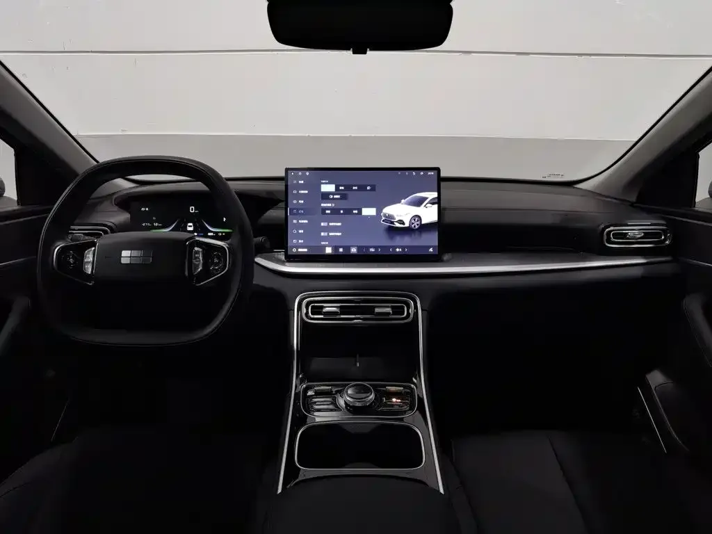 Geely Galaxy Galaxy Stellar 6 2025 60km Voyager Edition — Фото автомобиля 5
