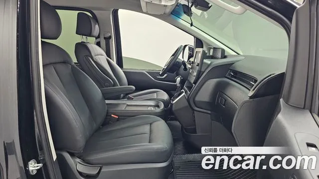 Hyundai Staria — Фото автомобиля 17