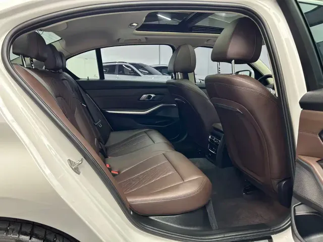 BMW 3 Series — Фото автомобиля 20