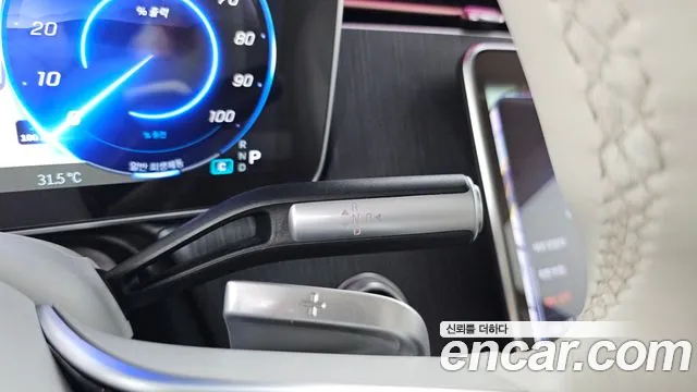 Mercedes-Benz EQS — Фото автомобиля 9