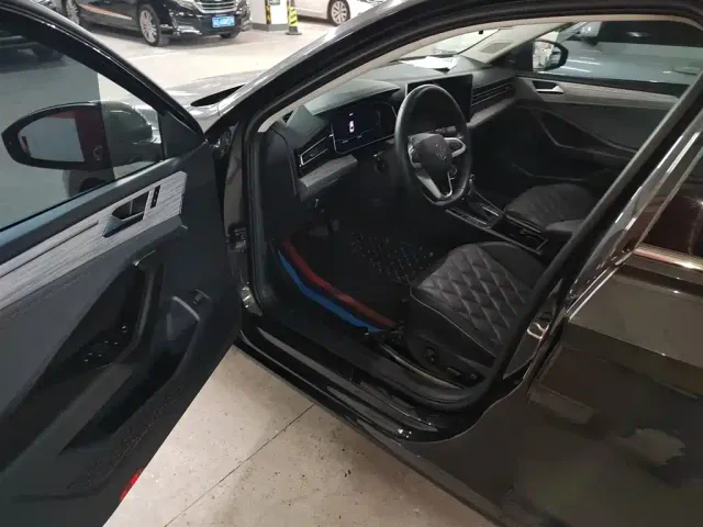 Volkswagen Sagitar — Фото автомобиля 15