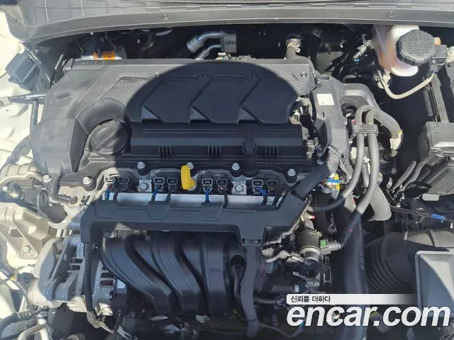 Hyundai AVANTE Новый Avante (CN7) — Фото автомобиля 9