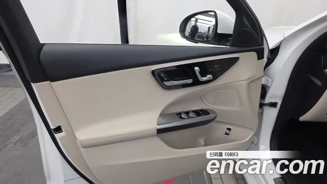 Mercedes-Benz C-Class — Фото автомобиля 24