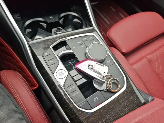 BMW 3 Series — Фото автомобиля 9
