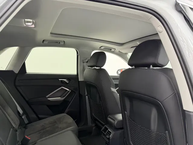 Audi Q3 — Фото автомобиля 12