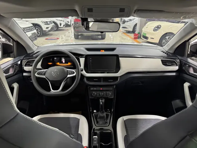 Volkswagen Tharu — Фото автомобиля 6