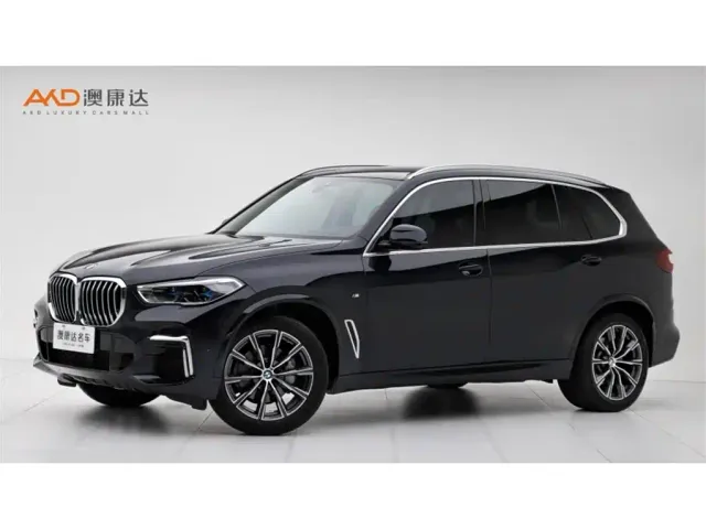 Фотография автомобиля — BMW X5