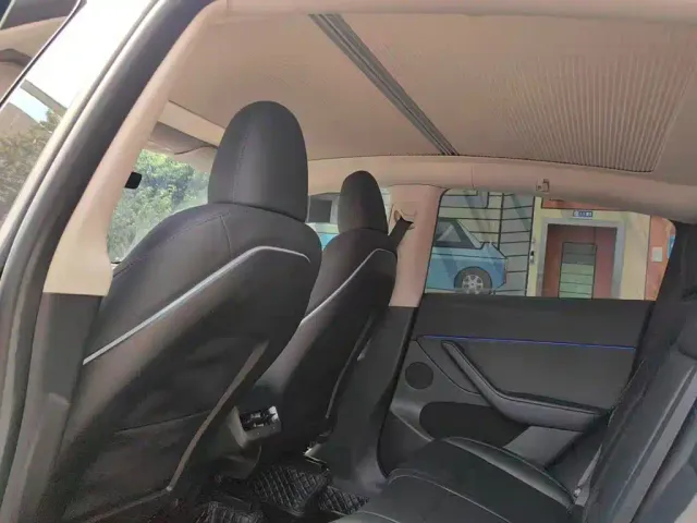 Tesla Model Y — Фото автомобиля 9