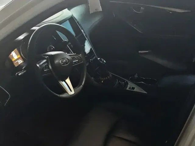 Infiniti Q50L — Фото автомобиля 3