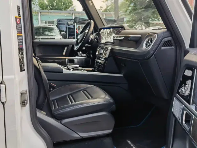 Mercedes-Benz G-Class — Фото автомобиля 10