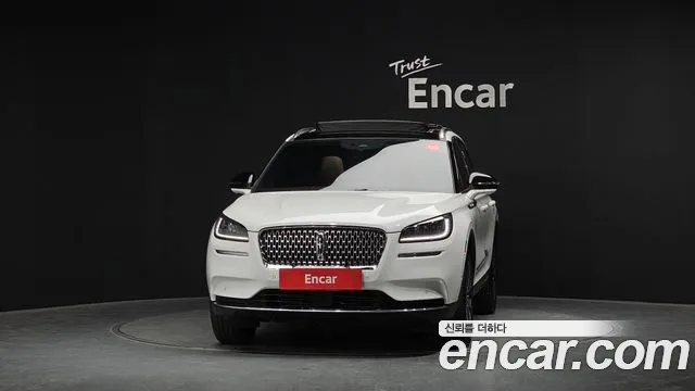 Lincoln Corsair Corsair 2.0 Reserve AWD — Фото автомобиля 3
