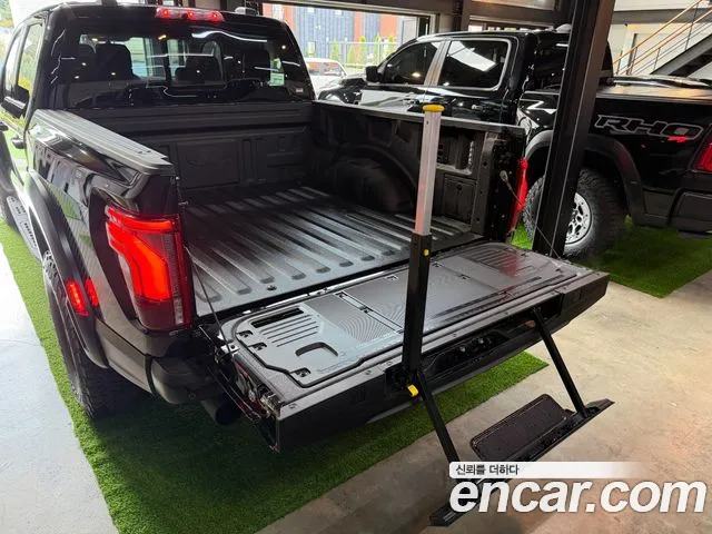 Ford F150 — Фото автомобиля 13