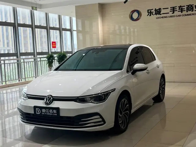 Фотография автомобиля — Volkswagen Golf