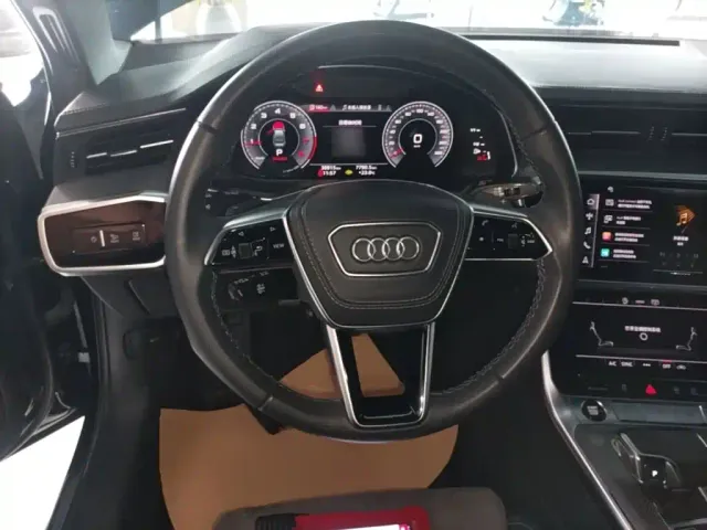 Audi A6L — Фото автомобиля 10