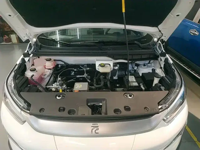 BYD Yuan Pro — Фото автомобиля 19