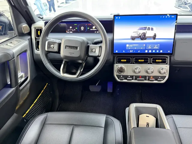 iCAR V23 — Фото автомобиля 13