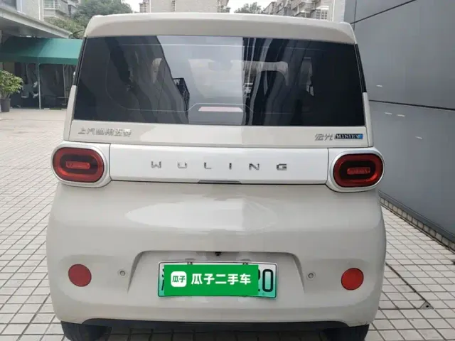 Wuling Hongguang Mini EV — Фото автомобиля 5