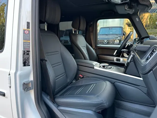 Mercedes-Benz G-Class — Фото автомобиля 12