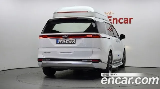 Kia Carnival 4th Gen — Фото автомобиля 4