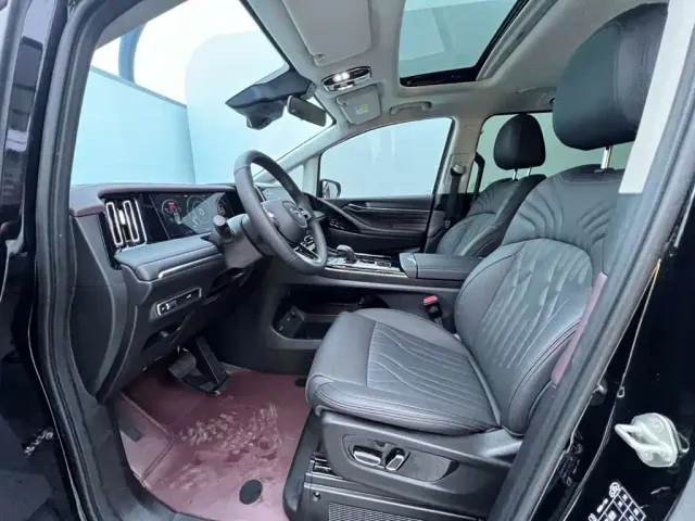 GAC Trumpchi M8 — Фото автомобиля 10